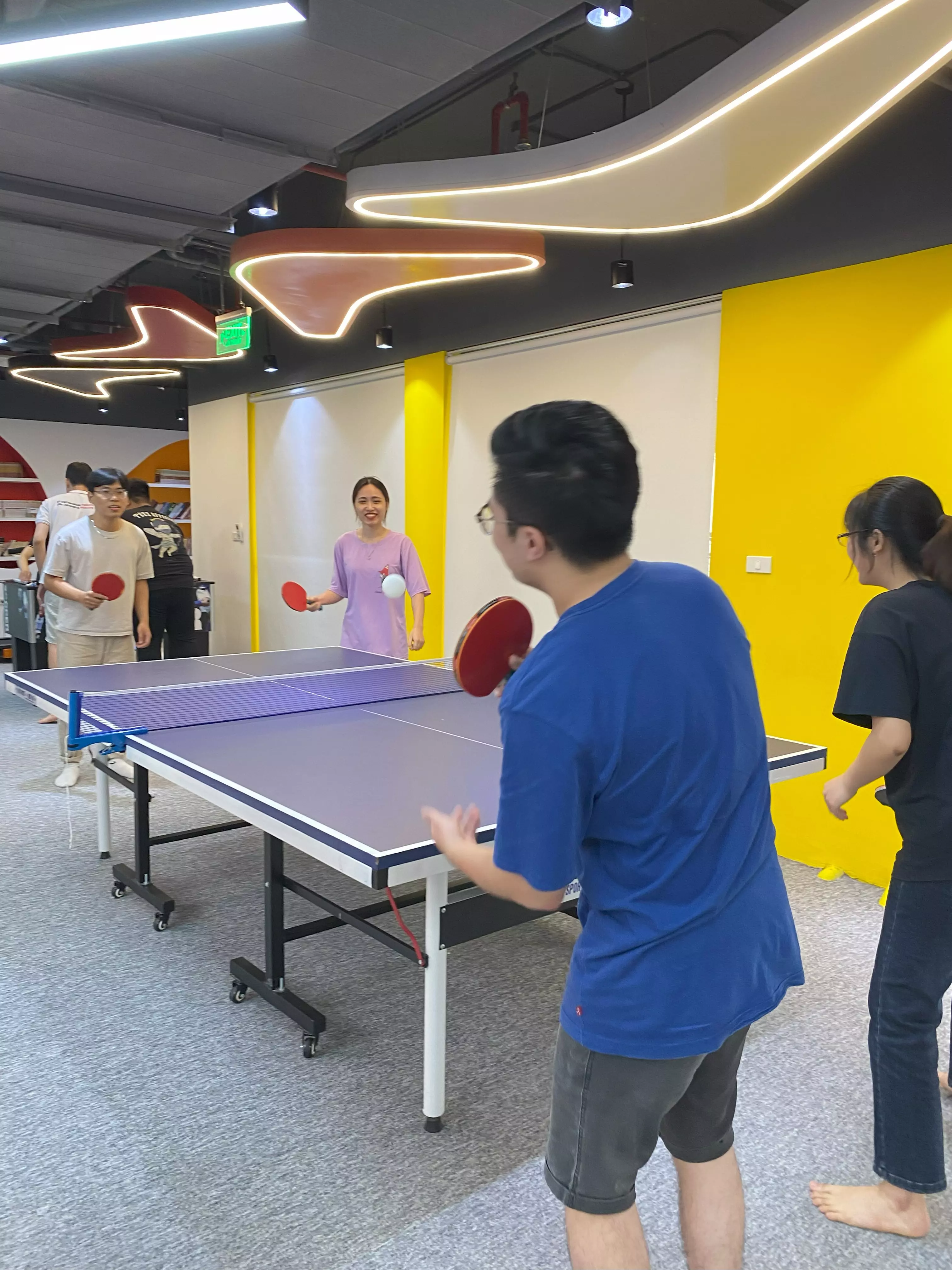Organize table tennis and foosball tournaments at the office